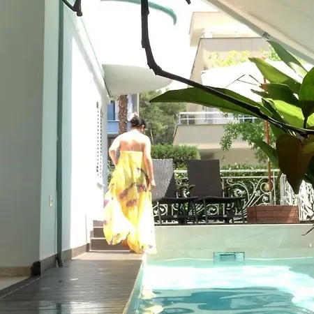 Dyrrahu With Pool & Sea Access Villa *