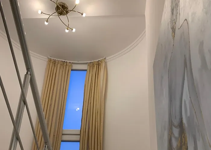 Villa Dyrrahu Golem (Tirana)