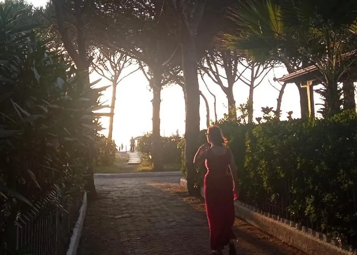 Dyrrahu * Golem (Tirana)