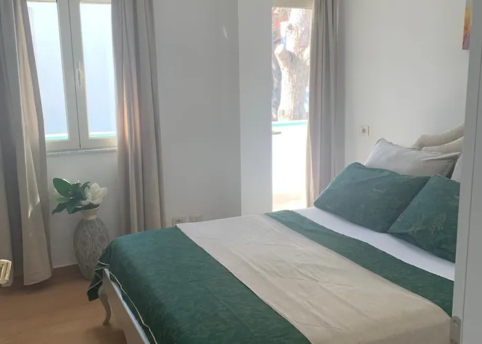 Dyrrahu Villa Golem (Tirana)